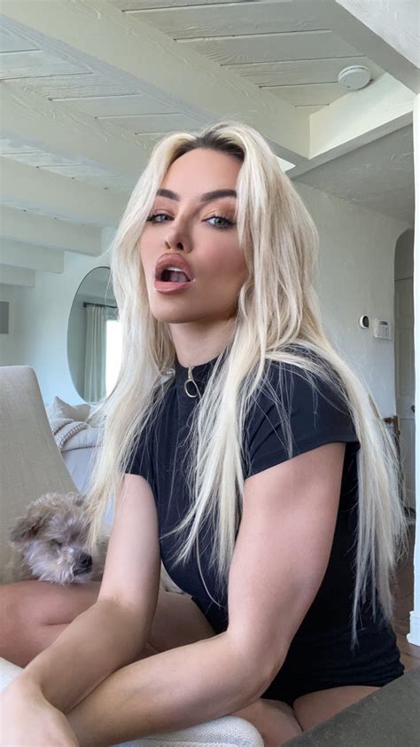 Lindsey Pelas Porn Videos 